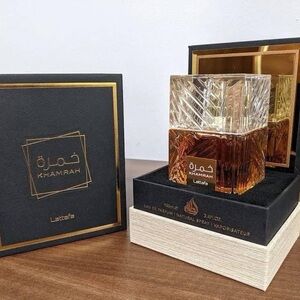 Lattafa Khamrah Eau de Parfum for Men - Amber